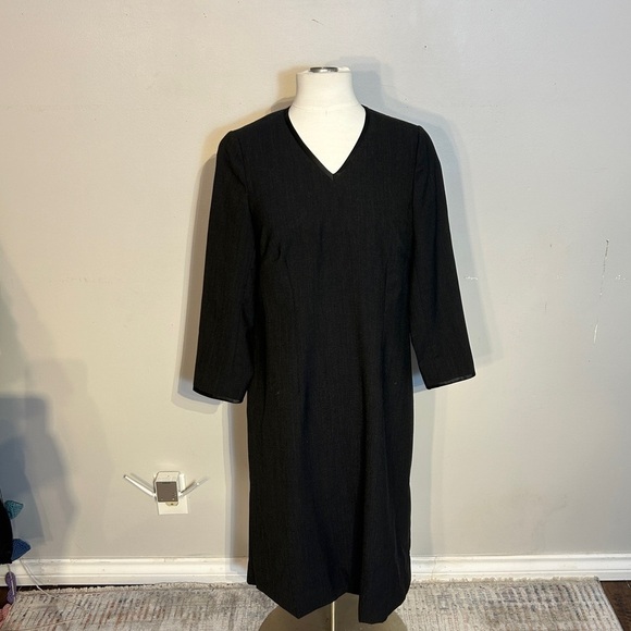 Vintage Bespoke Custom Tailored Dress and Jacket set in Wool and Silk lining - Picture 3 of 16